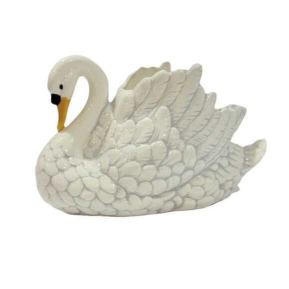 Other - Beautiful Vintage 90s White Porcelain Swan Planter Collectible Aprox 6in T17